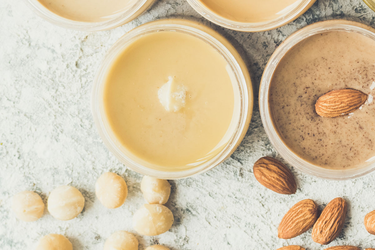 Apple Slices with Macadamia Butter